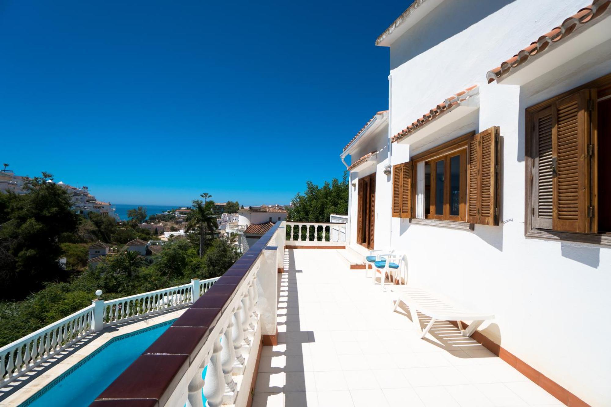 Colina Menyber Nerja